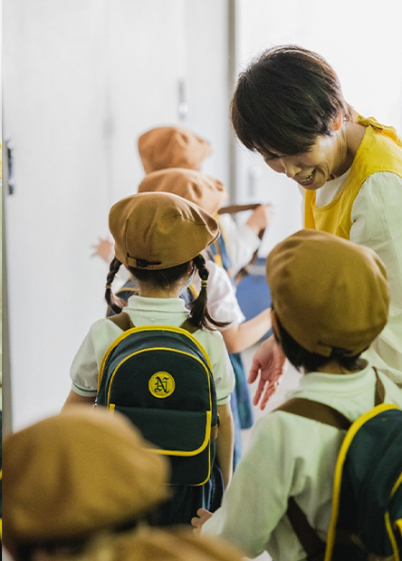 学校法人荒畑学園　なおび幼稚園　園長　神保佳世子